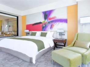 Отель Hotels & Preference Hualing Tbilisi