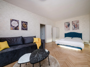 Апартаменты Плющиха 18