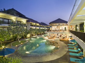 The Camakila Legian Hotel