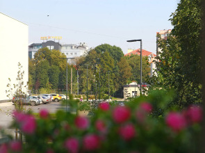 Квартира Ваши Апартаменты у Южного Вокзала