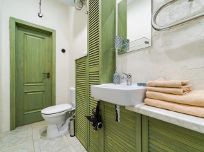 Двухкомнатная Квартира на Интернациональной 13