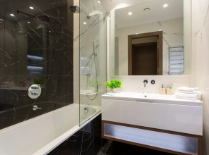 Апартаменты Sky City Moscow 62 этаж! Вид на Башни, Лужники, Парк победы и город! Очень уютный!