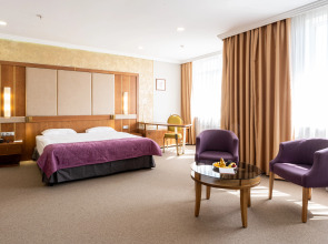 Отель Reikartz Sky Almaty