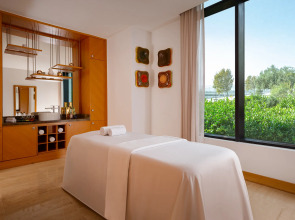 Отель Baku Marriott Hotel Boulevard