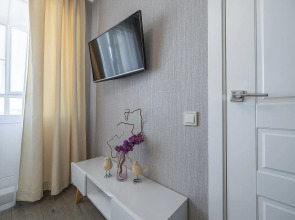 Апартаменты Квартира с видом на Волгу. ул.Карла Маркса 62. м.Стрелка. Сова-Дом