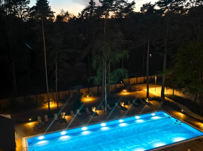 Апартаменты Морская ривьера у бассейна