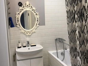 Квартира Ванеева 110/30