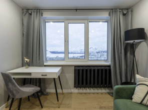 Квартира Уютная 2-к с Потрясающим Видом на Горы и Озеро