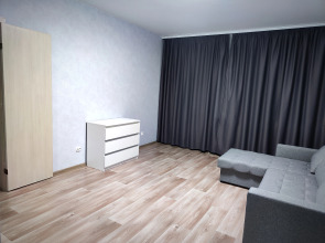 Квартира Двухкомнатная на улице Крайняя/ проспекте Мира