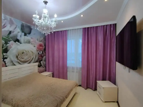 Trekhkomnatnaya Vozle Trts Aura Flat