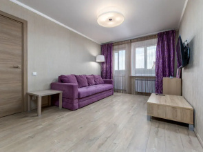 Na Pervomayskoy 60 Flat