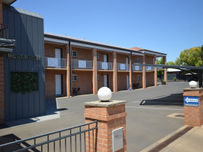 Best Western Bluegum Hotel