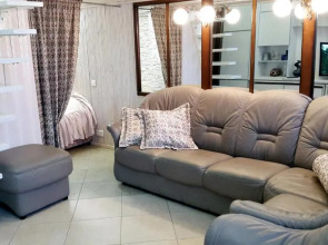 Апартаменты Володарского 7