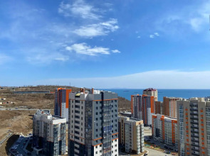 Квартира Стильная Двухкомнатная с Видом на Море во Владивостоке