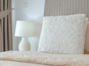 Апартаменты Marco Polo Fancy Marina Getaway With Mesmerizing Views