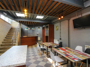 Хостел Планета