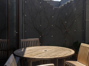 Отель Wine Palace