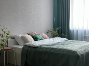 Prostornye Odnokomnatnye Ryadom S Tsentrom Goroda Apartments