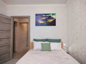 Odnokomnatnaya s Vykhodom na Alleyu Flat