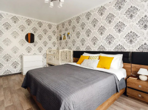 Lux  Apartments