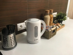 Апартаменты Маленькая студия с большим панорамным окном