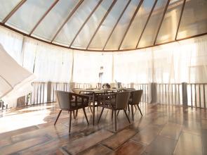 Отель Krokus Plaza