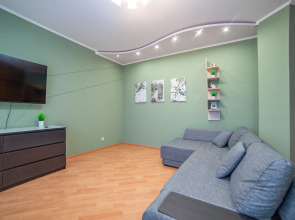 Апартаменты Бажова 68