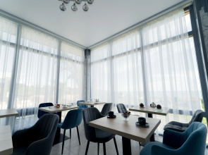Отель Manresa Family Resort