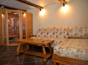 Квартира Лофт «Дубовая лестница»