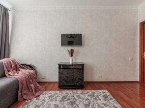 Квартира Трехкомнатная на Невском 45 DereMRents ДереМРентс