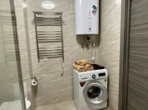 Апартаменты в доме бизнес-класса с видом на Золотой Мост