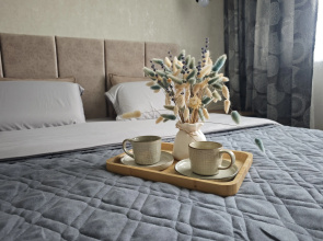 Odnokomnatnaya S Dizaynerskim Remontom Flat