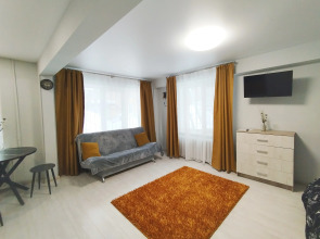 Квартира У Александровской Набережной