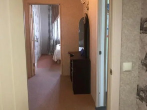 Апартаменты 3 комнаты в Центре рядом с Электричкой на Море