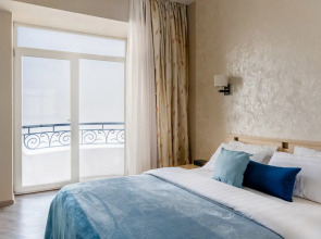 Апартаменты Apart VL на набережной с видом на море