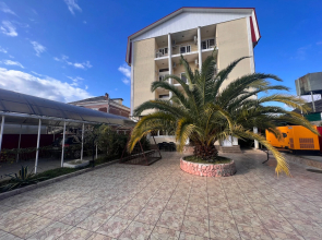 Kristal Hotel
