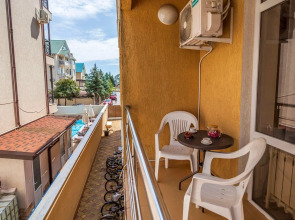 Апартаменты У Моря С Бассейном в ЖК Солнечный/28Б