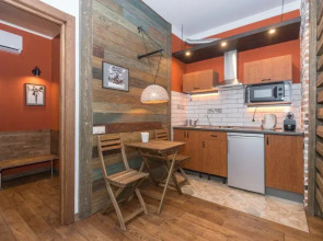 Апартаменты в Центре Города у Нарымского Сквера 2