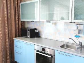 Апартаменты Рядом с центром на Татищева 53