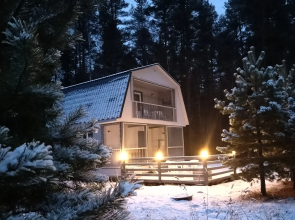 Domik U Ozera Guest house