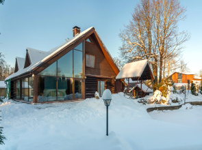 V Ostovkakh - 134 Metra Guest House
