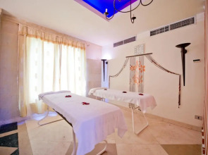 Amphoras Aqua Adults Friendly