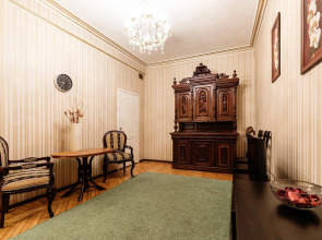 Апартаменты Полянка