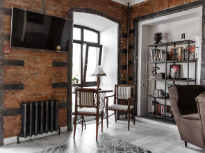 Отель Brick Walls Hotel