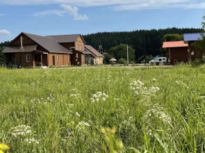 Hutorok Guest House