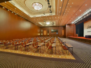 Grand Cevahir Hotel & Convention Center