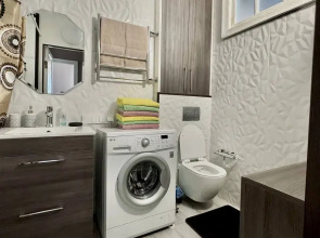 Апартаменты Шикарная уютная Трешка возле Площадь Победы