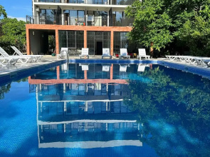 Paradiso Garden Resort Hotel