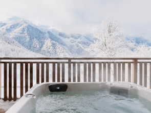 Отель BoogelWoogel Bar&Hotel Rosa Khutor