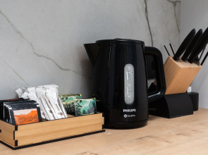 Квартира с Мансардными Окнами и Видом на Море